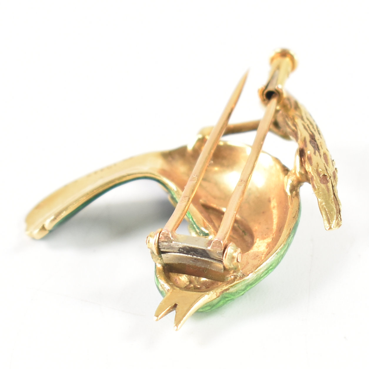 VINTAGE BOUCHERON PARIS GOLD & ENAMEL BIRD BROOCH - Image 4 of 10