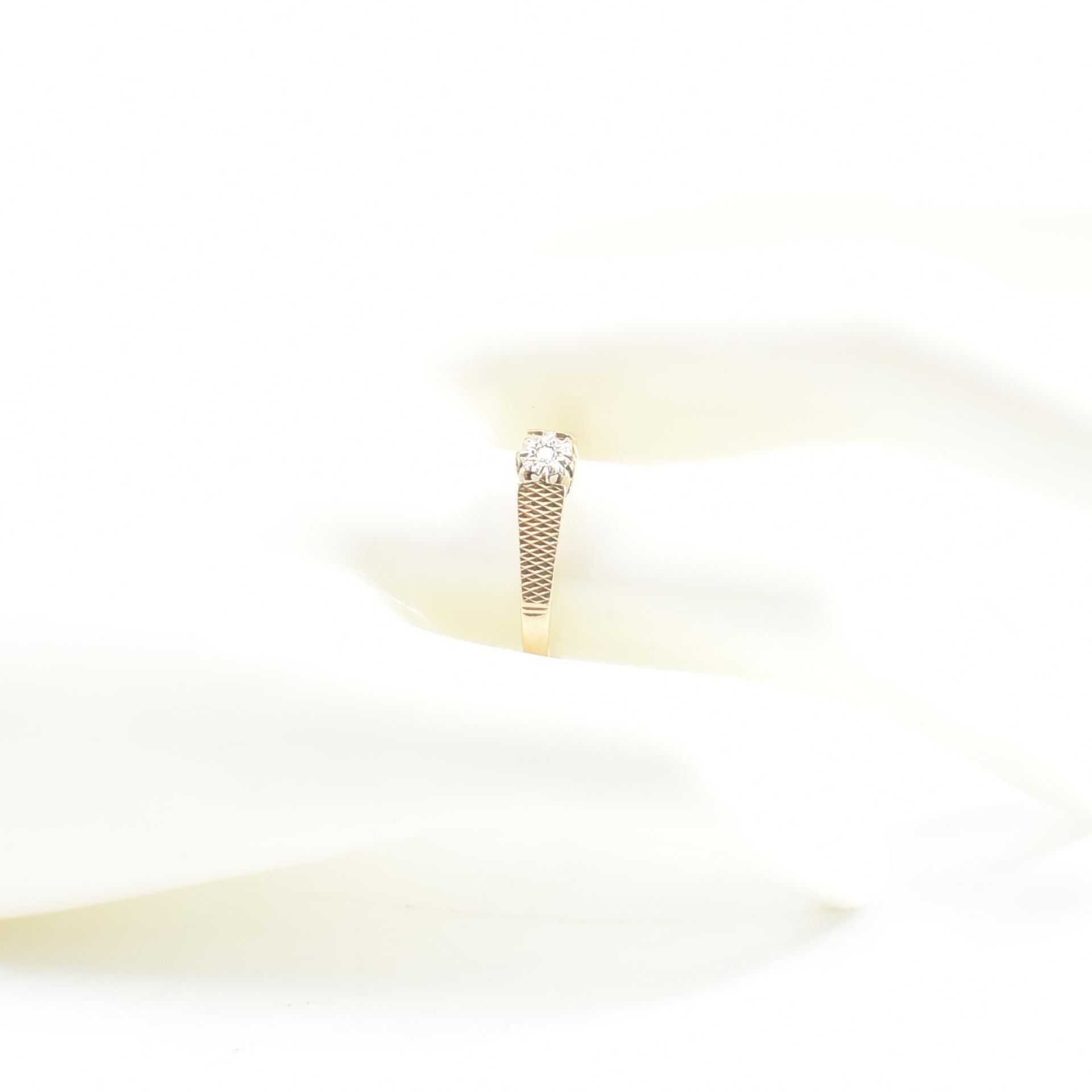 HALLMARKED 9CT GOLD & DIAMOND RING - Image 8 of 8