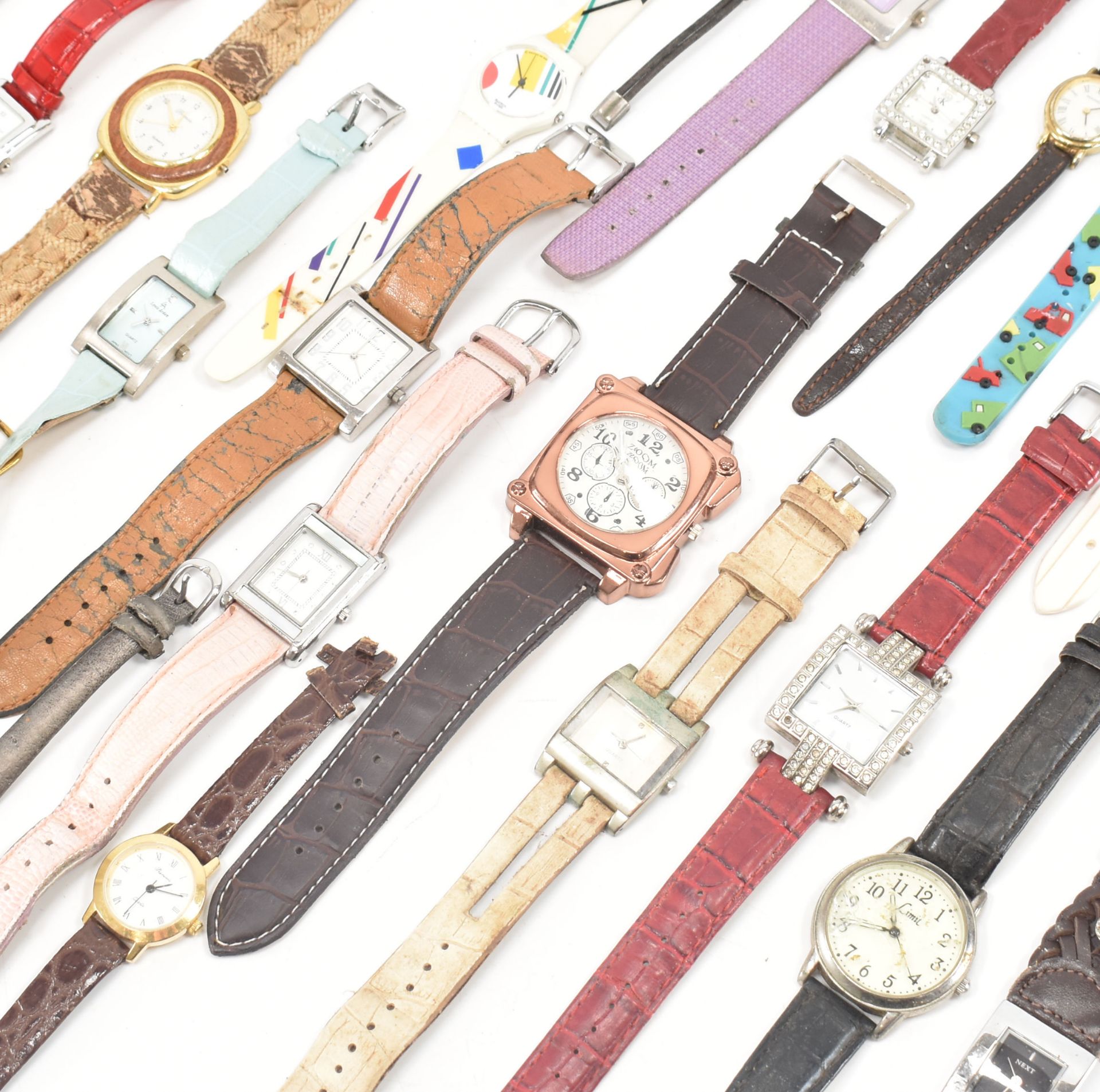 COLLECTION OF ASSORTED COSTUME JEWELLERY WRISTWATCHES - Image 9 of 9