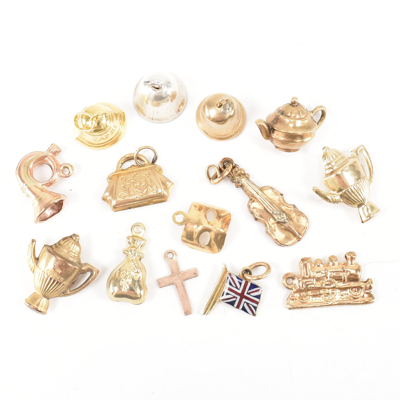 COLLECTION OF 9CT GOLD & YELLOW METAL CHARMS - Image 4 of 9