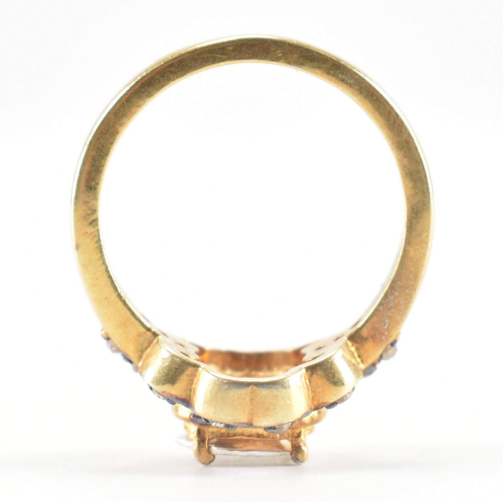 VINTAGE GOLD & ROUGH DIAMOND RING - Image 6 of 7
