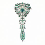 19TH CENTURY FRENCH SILVER & GREEN PASTE BODICE BROOCH PIN