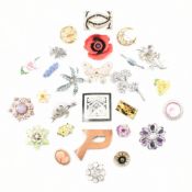 COLLECTION OF ASSORTED COSTUME JEWELLERY BROOCH PINS