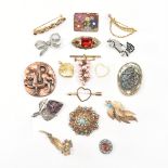 COLLECTION OF ASSORTED VINTAGE & LATER BROOCH PINS