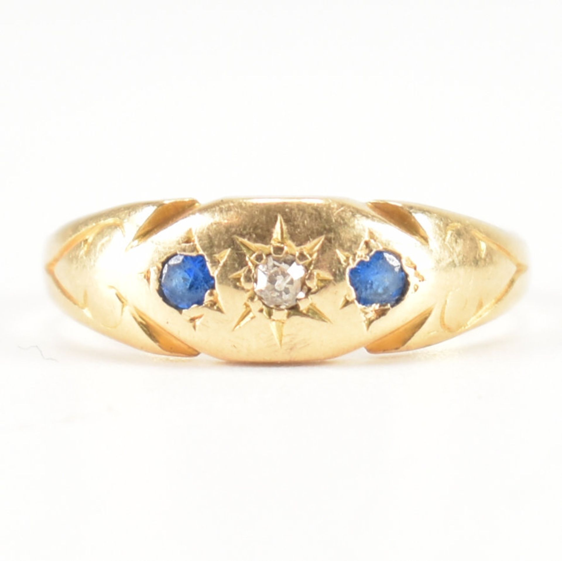 HALLMARKED 18CT GOLD DIAMOND & BLUE STONE RING - Image 2 of 9