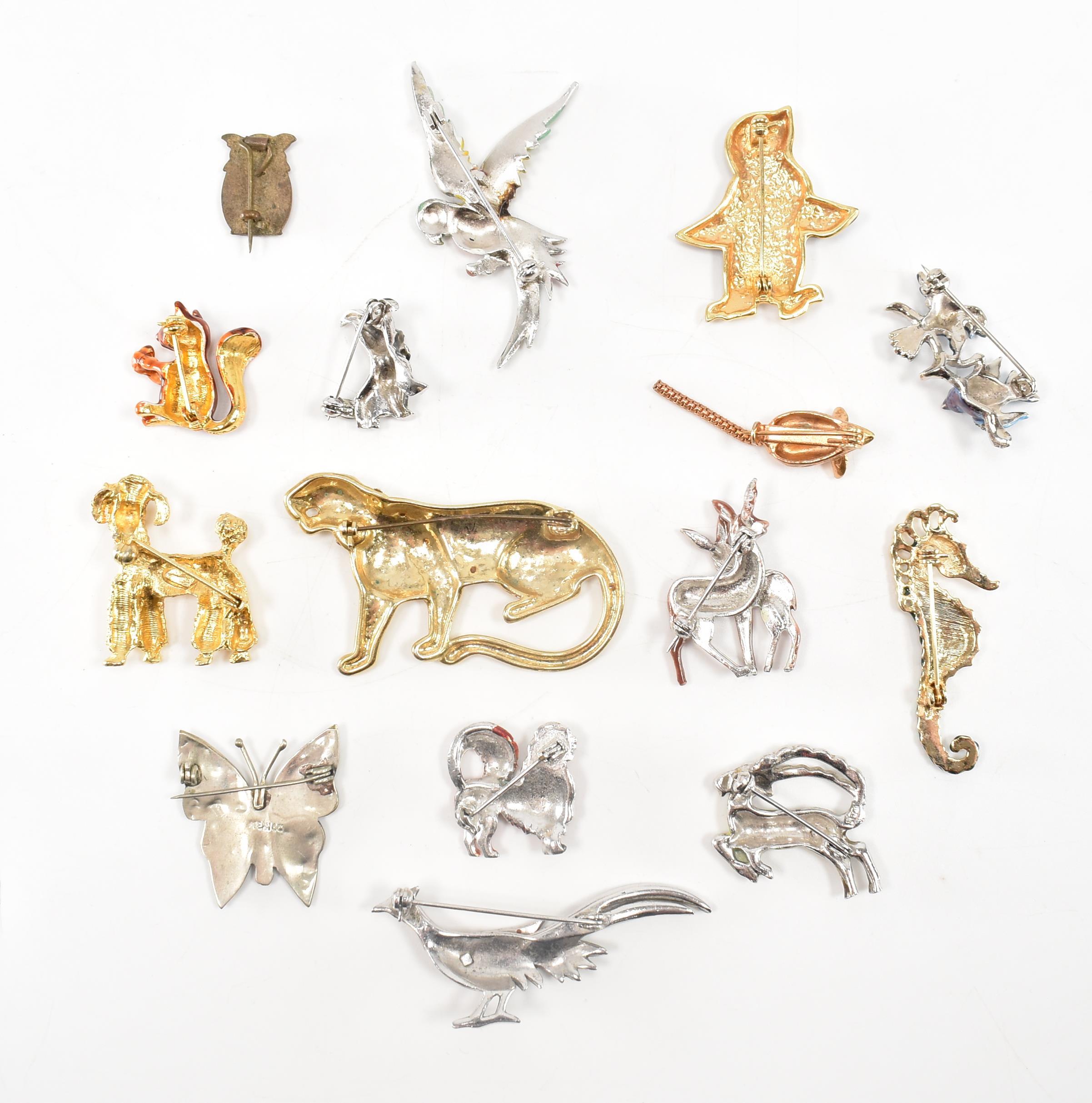 COLLECTION OF ASSORTED COSTUME JEWELLERY ANIMAL BROOCH PINS - Image 2 of 5