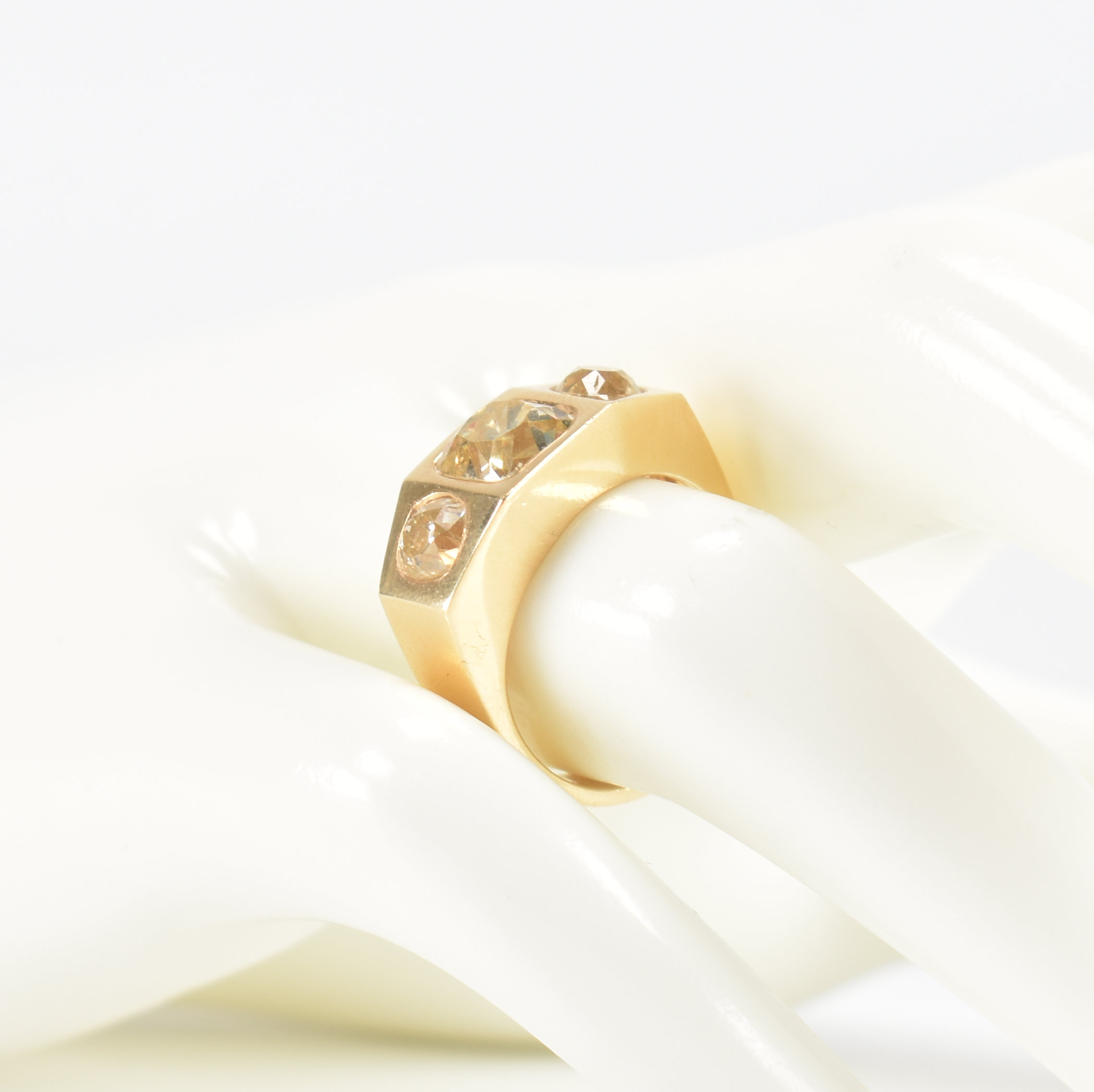 RETRO 18CT GOLD & FANCY LIGHT YELLOW DIAMOND THREE STONE RING - Image 9 of 11