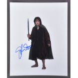 LORD OF THE RINGS - ELIJAH WOOD - SIGNED 8X10" PHOTO - ACOA