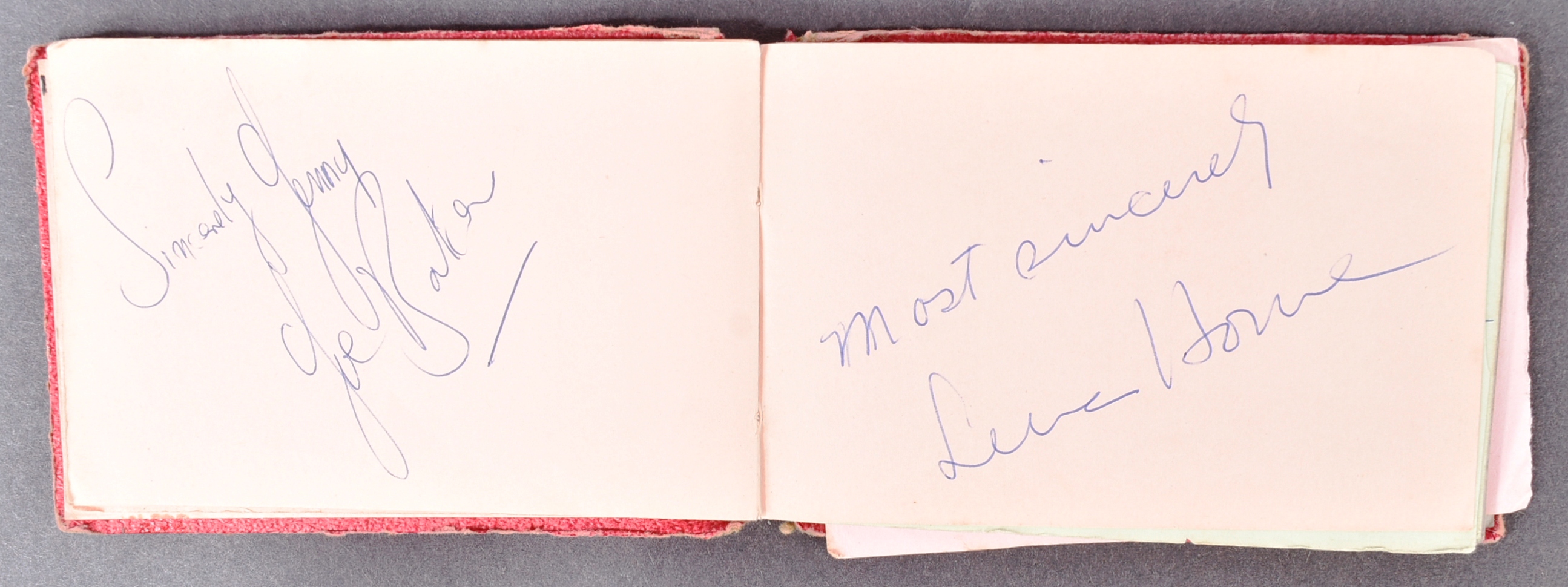 GERALD WHITNEY COLLECTION (CAMERA MAN) - AUTOGRAPH BOOK - Image 6 of 8