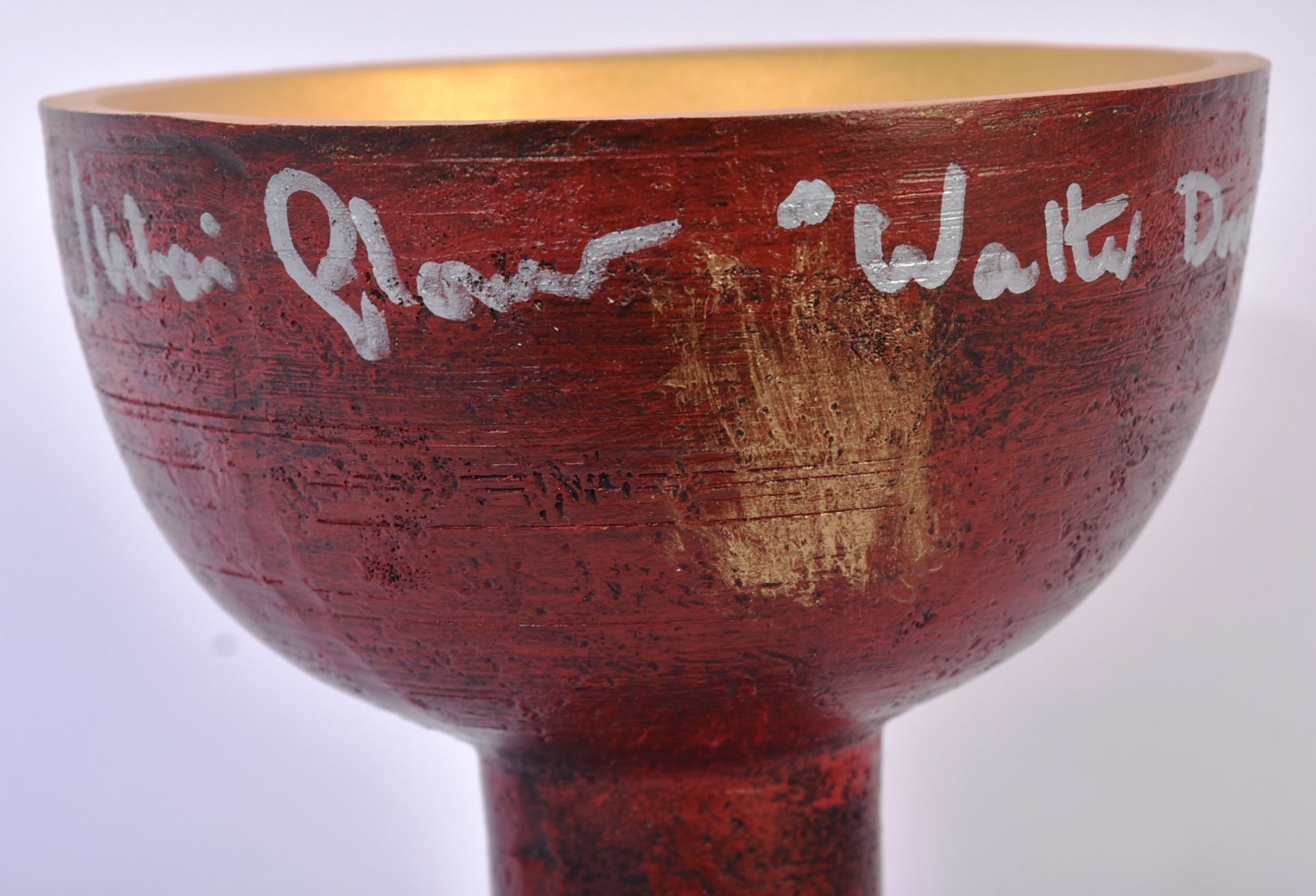 INDIANA JONES - JULIAN GLOVER SIGNED PROP REPLICA HOLY GRAIL - Bild 2 aus 4