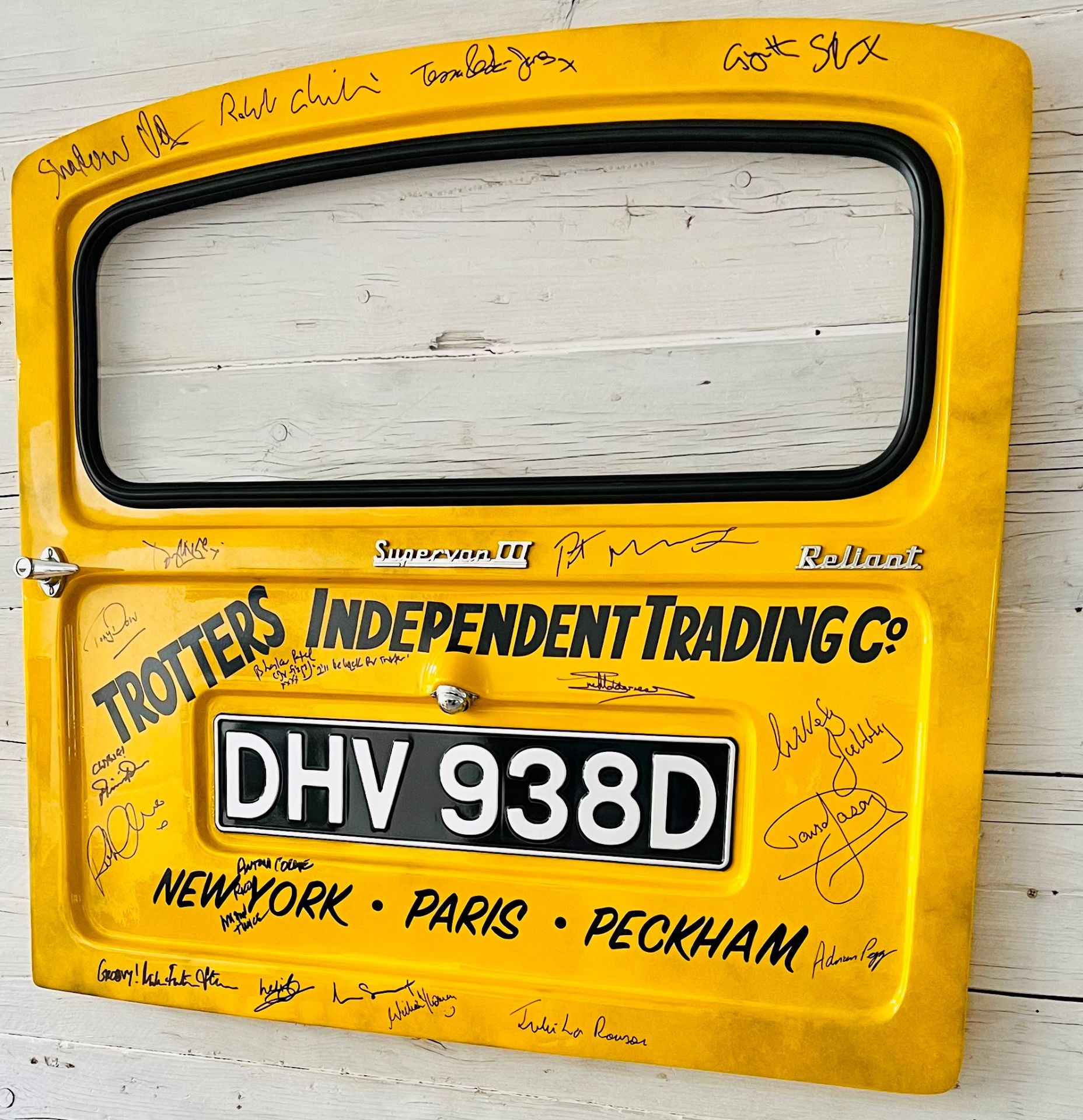 ONLY FOOLS & HORSES - DAVID JASON + CAST SIGNED VAN DOOR - Image 11 of 11