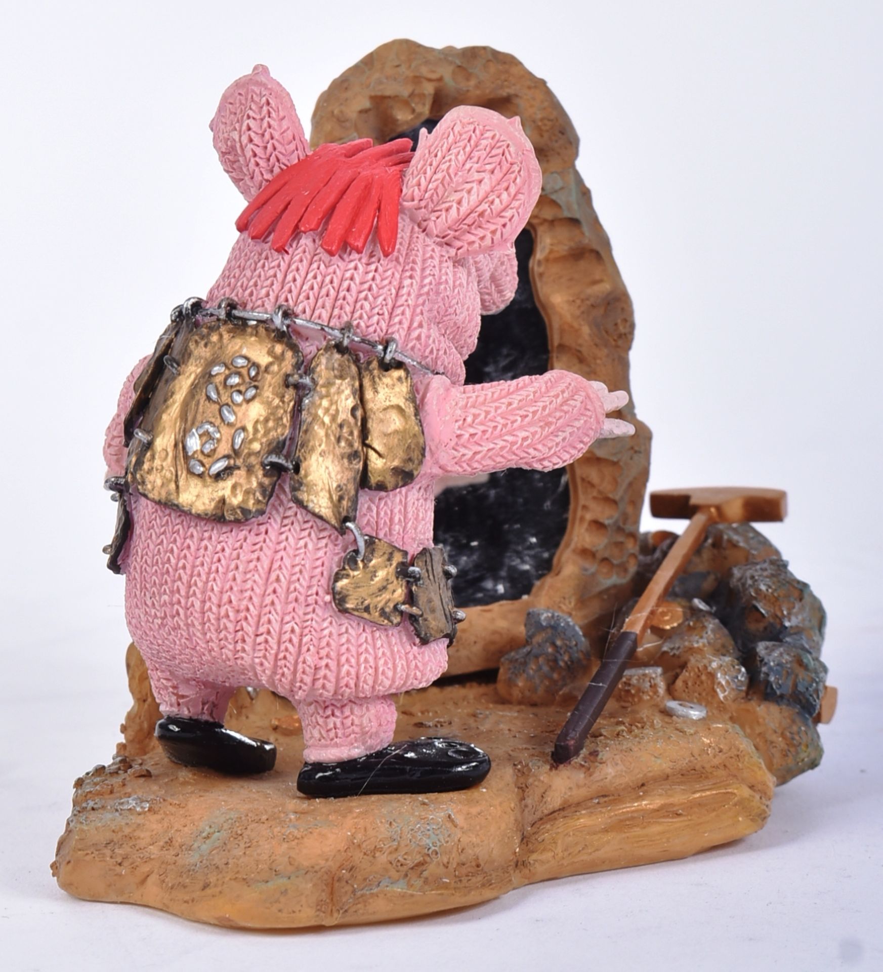 THE CLANGERS - ROBERT HARROP FIGURINE - Image 3 of 5