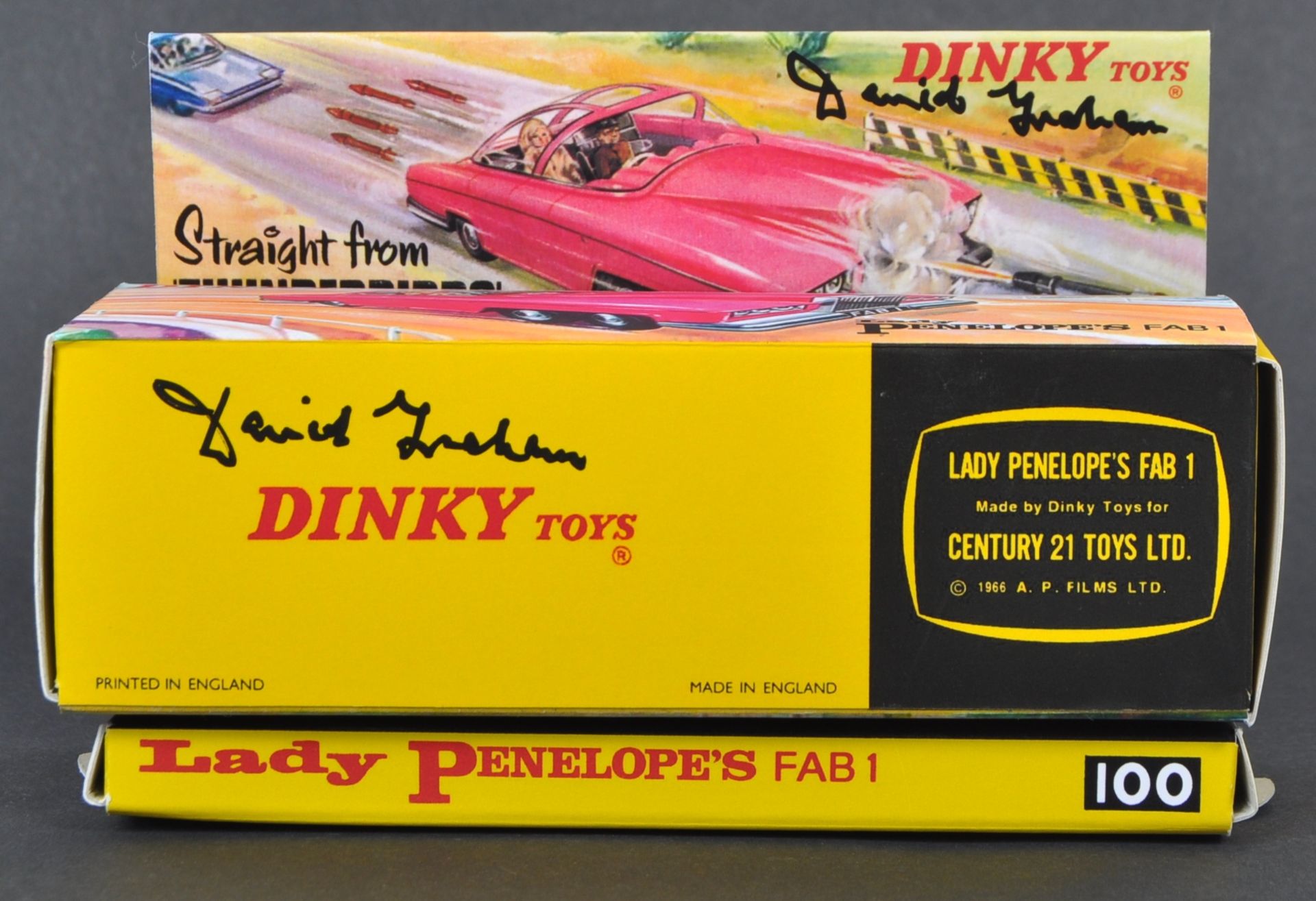 THUNDERBIRDS - DINKY TOYS 100 FAB 1 AUTOGRAPHED MODEL BOX - Bild 3 aus 3