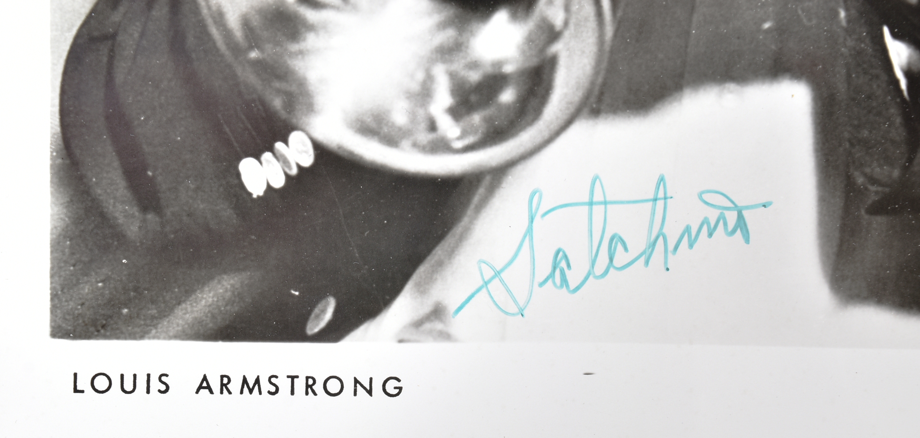 LOUIS ARMSTRONG (1901-1971) - 'SATCHMO' - SCARCE AUTOGRAPHED 8X10" PHOTO - Image 5 of 5