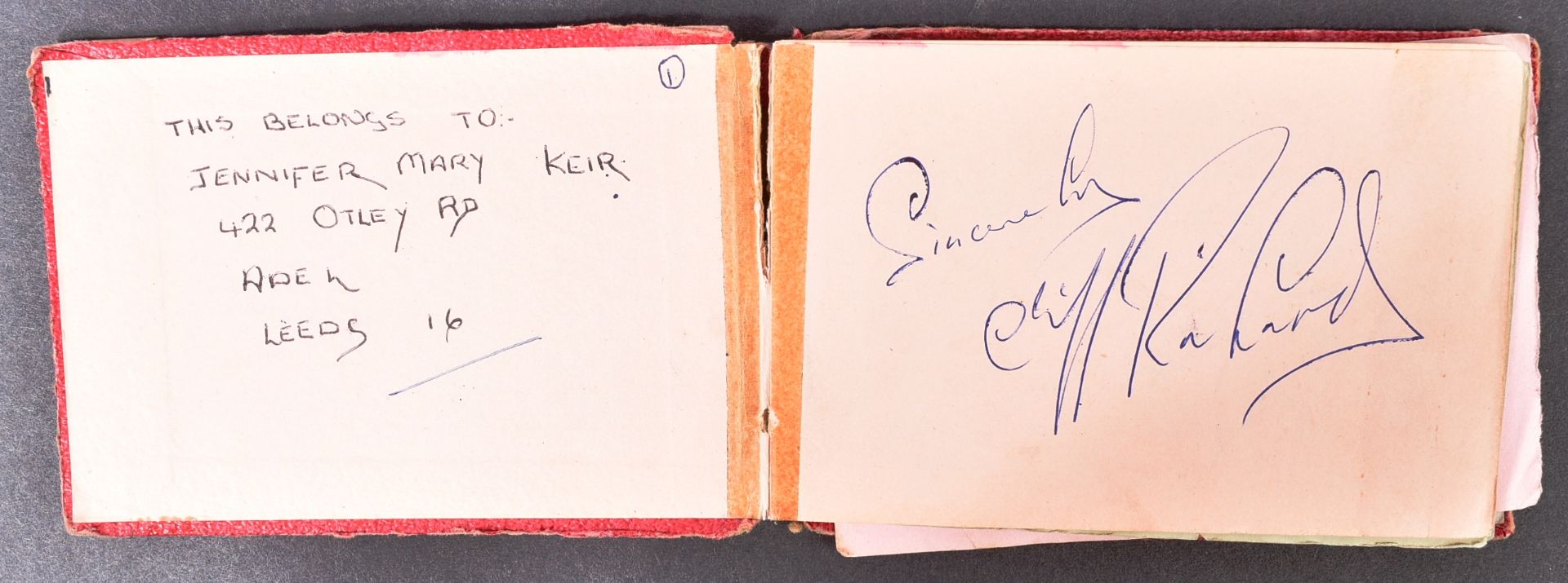 GERALD WHITNEY COLLECTION (CAMERA MAN) - AUTOGRAPH BOOK - Image 5 of 8