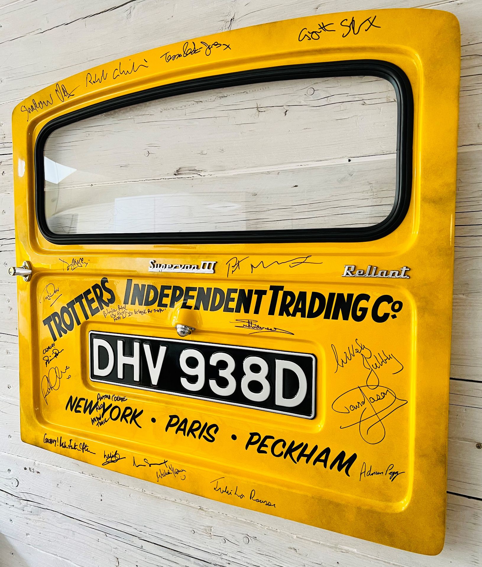 ONLY FOOLS & HORSES - DAVID JASON + CAST SIGNED VAN DOOR - Image 3 of 11