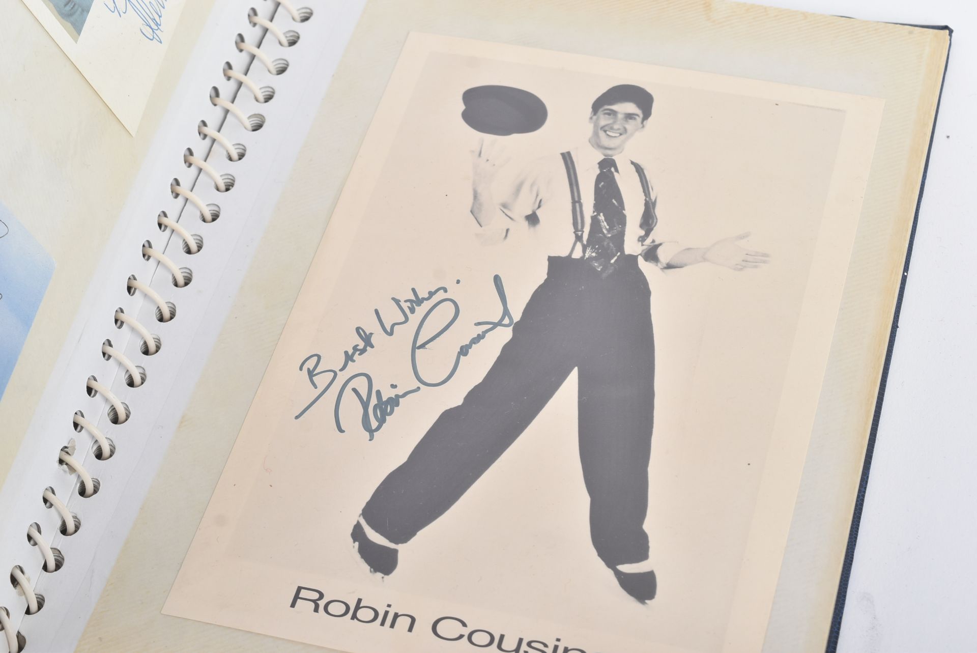 AUTOGRAPHS - LARGE COLLECTION OF 1970S / 1980S - Image 11 of 11