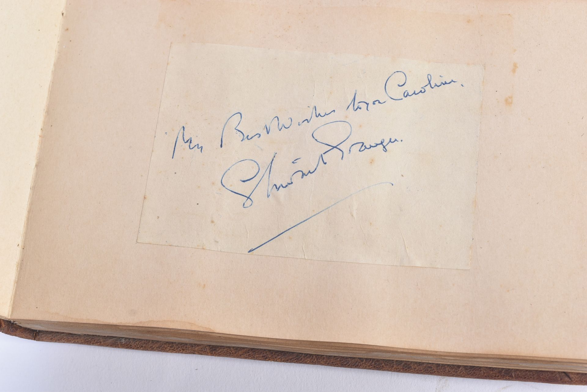 AUTOGRAPHS - 1940S / 1950S ALBUM - PERSONALITIES, STAGE ENTERTAINERS ETC - Image 6 of 7