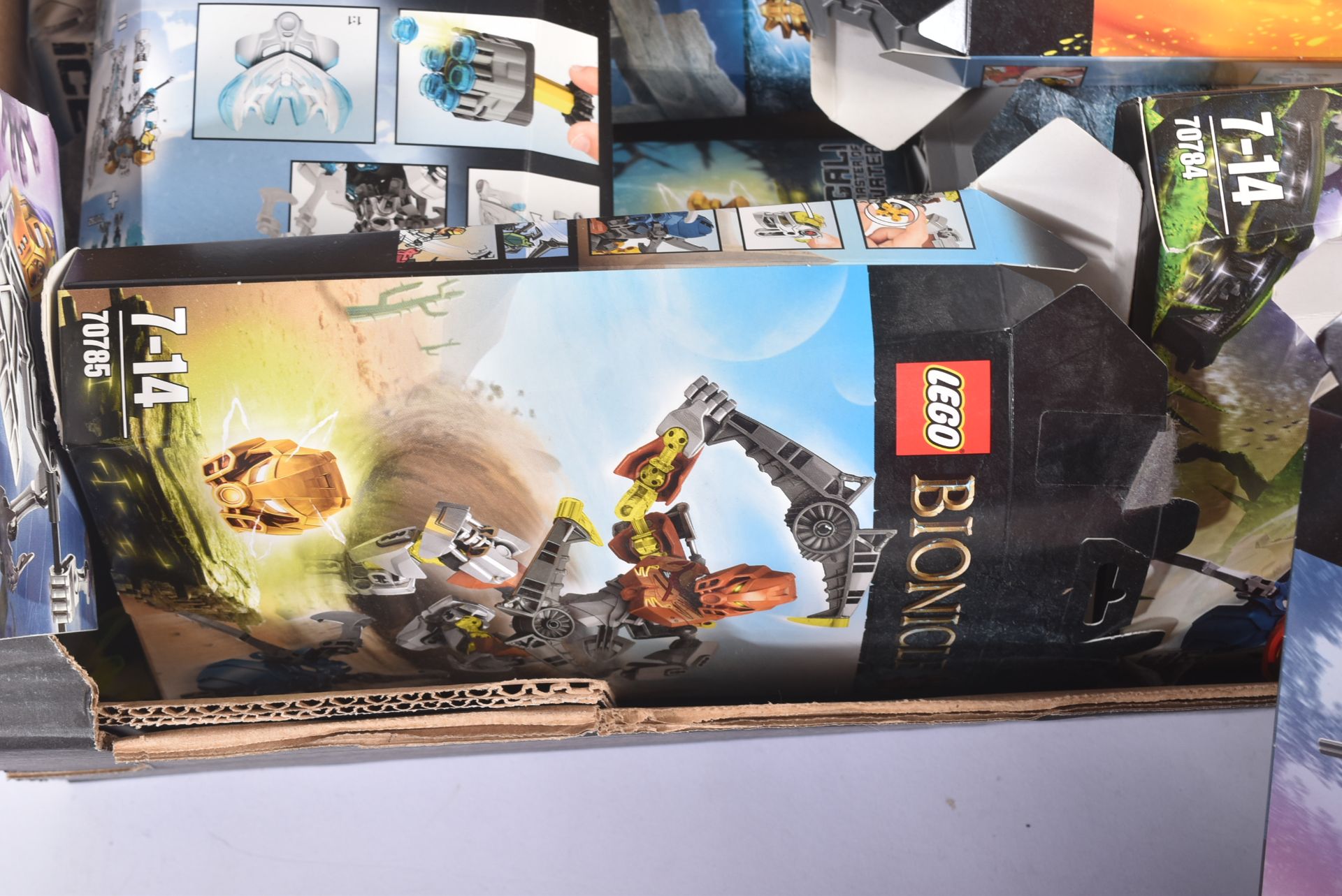 LEGO SETS - COLLECTION OF LEGO BIONICLE SETS - Image 6 of 8
