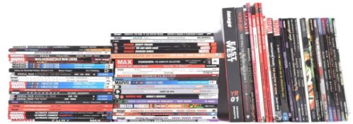 COLLECTION OF ASSORTED GRAPHIC NOVELS