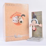 WALLACE & GROMIT - ROBERT HARROP - LIMITED EDITION FIGURINE