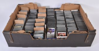 MAGIC THE GATHERING - LARGE COLLECTION OF TRADING CARDS