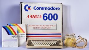 RETRO GAMING - COMMODORE AMIGA 600
