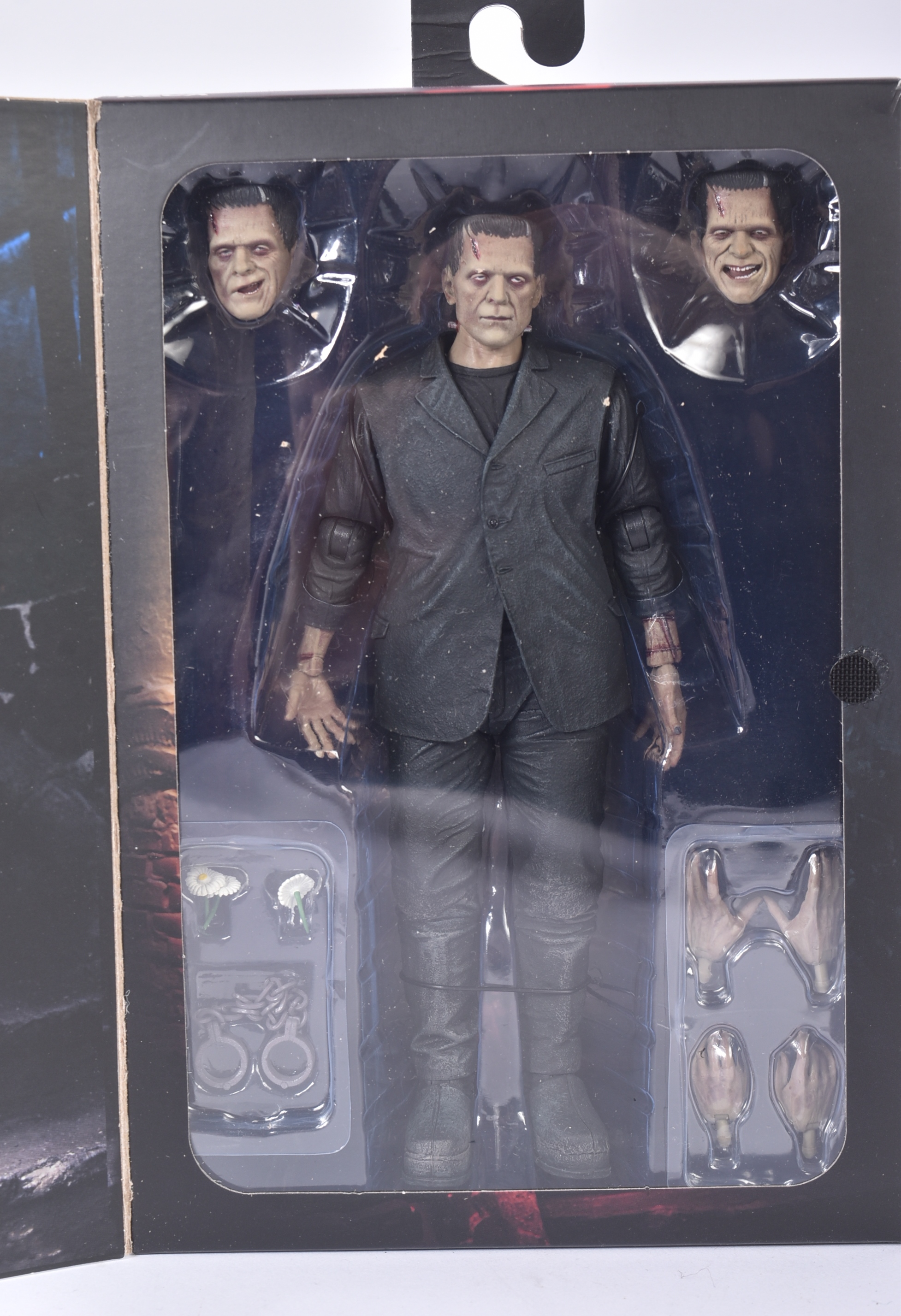 COLLECTION OF HORROR THEMED ACTION FIGURES - Image 5 of 5