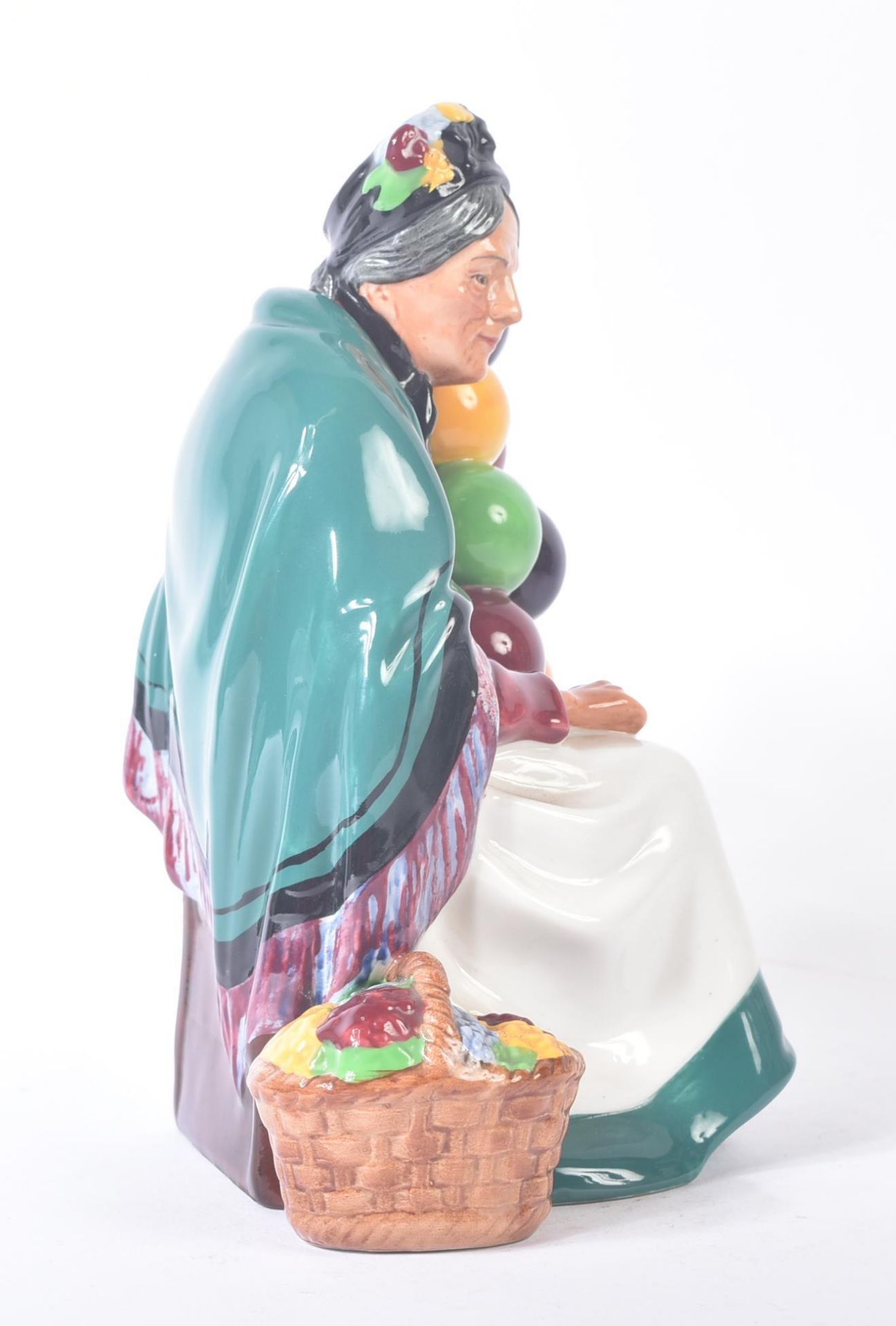 ROYAL DOULTON – OLD BALLOON SELLER - FROM A PRIVATE COLLECTION - Image 3 of 4