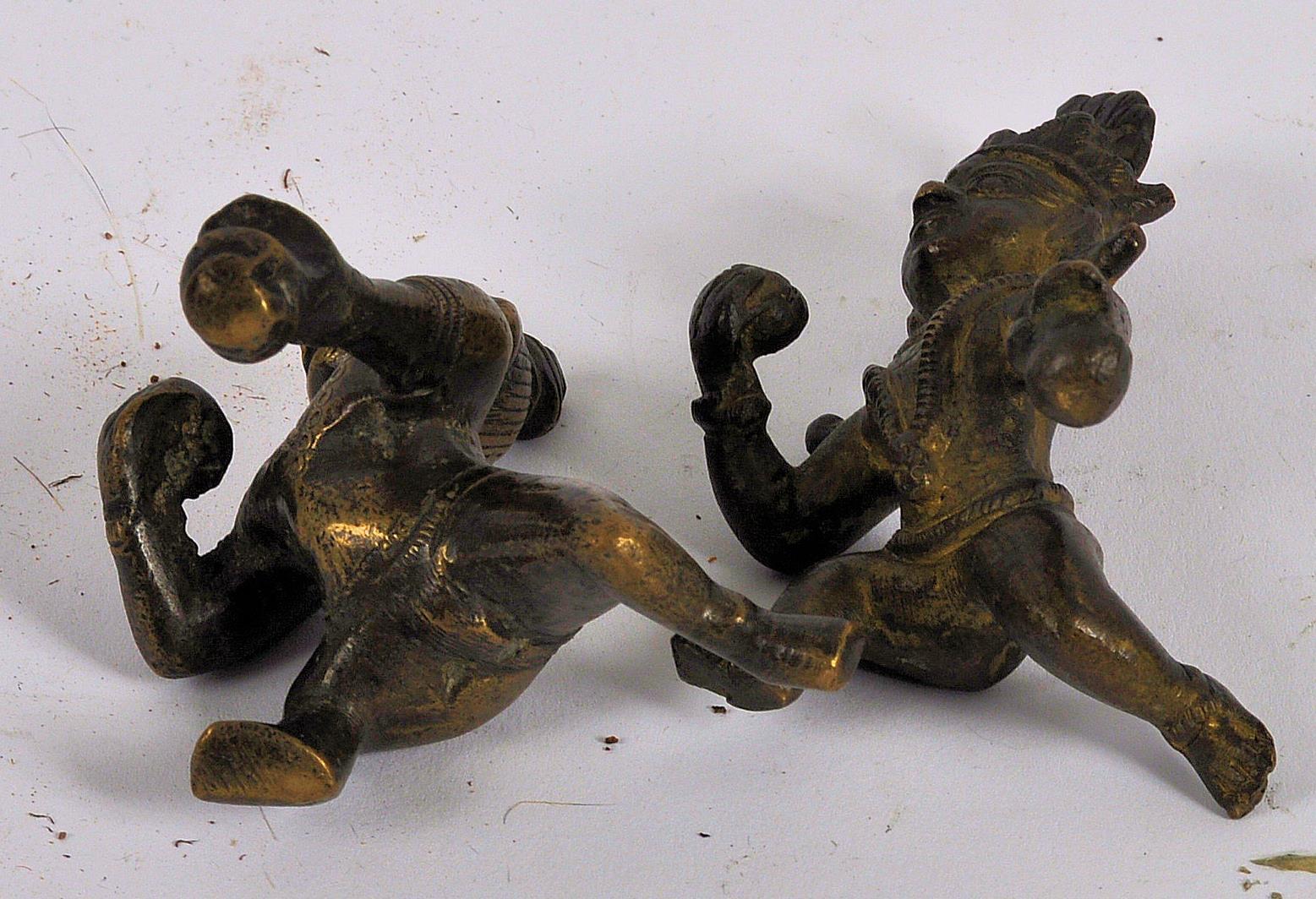 TWO ANTIQUE 19TH / 20TH INDIAN HINDU BRONZE FIGURINES OF KRISHNA - Image 5 of 5