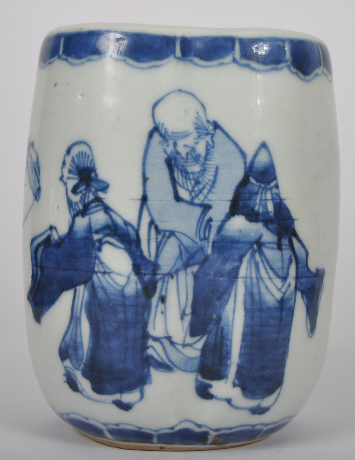 19TH CENTURY CHINESE BLUE & WHITE VESSEL - Image 2 of 5