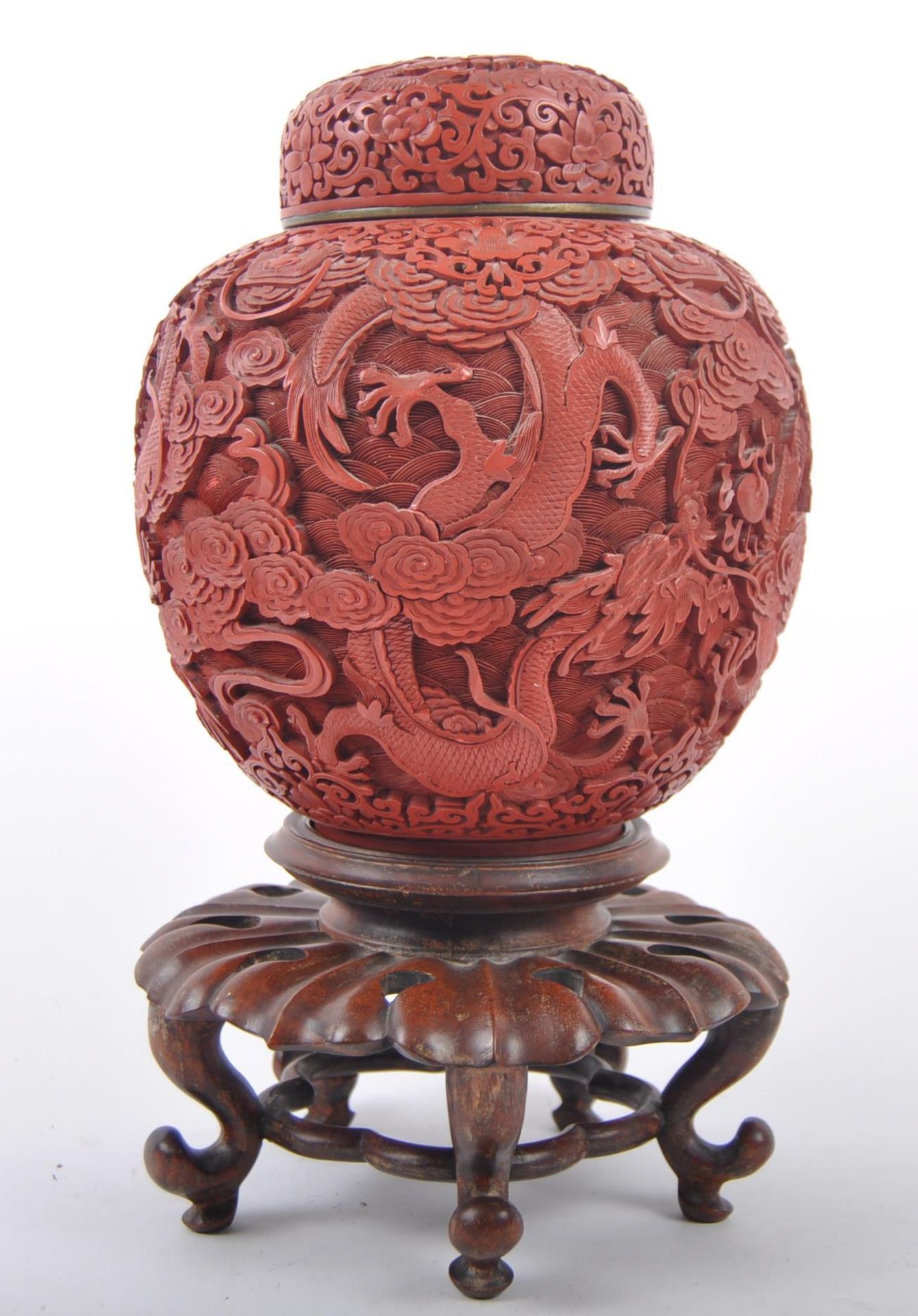 LARGE CINNABAR LACQUER GINGER JAR ON STAND - Image 3 of 8