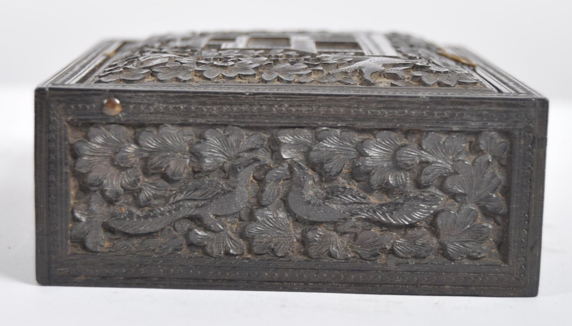19TH CENTURY ANGLO INDIAN CARVED WOODEN BOX - Image 3 of 7