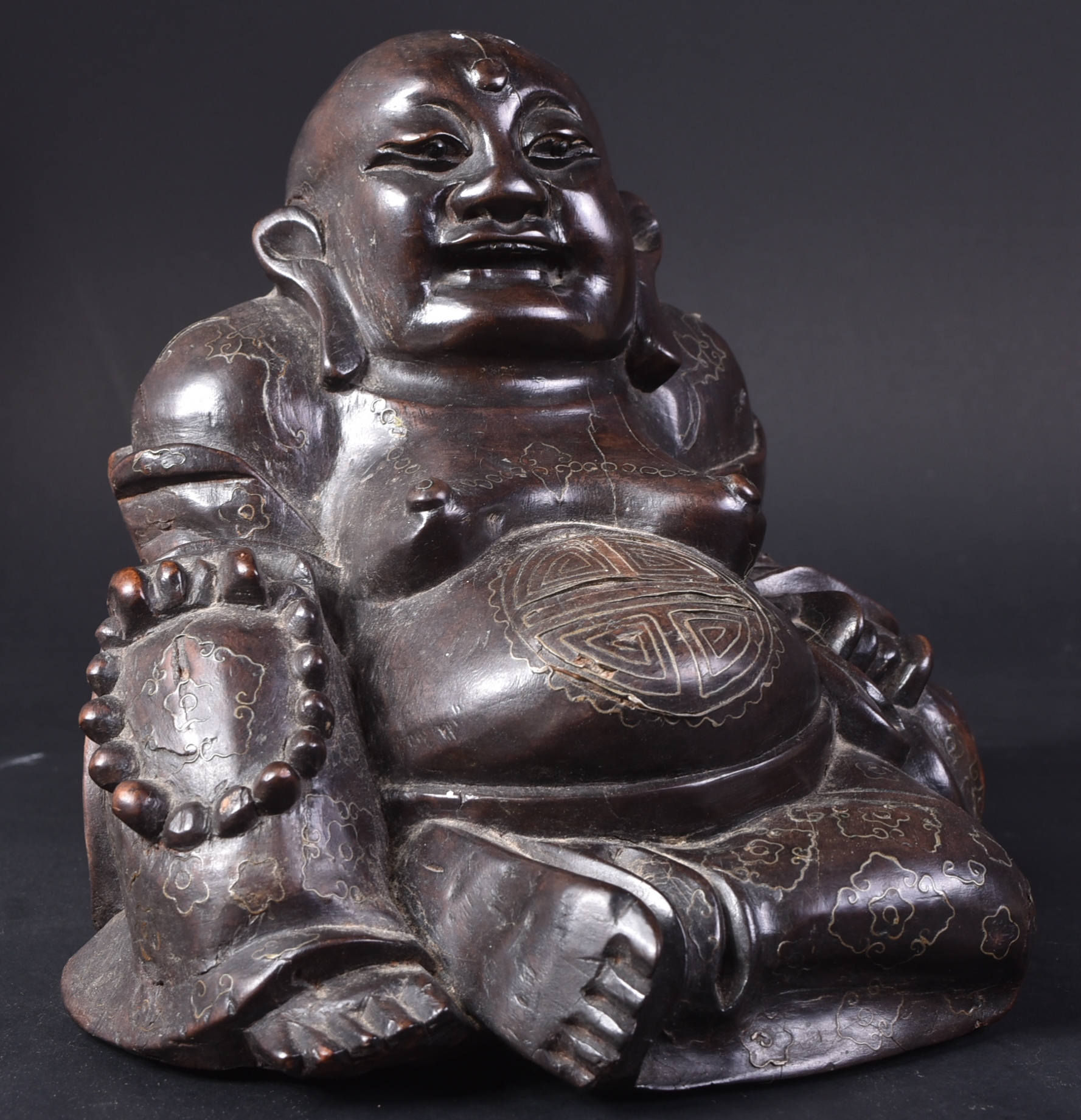 EARLY 20TH CENTURY CHINESE HARDWOOD FIGURE OF BUDDHA - Image 5 of 7