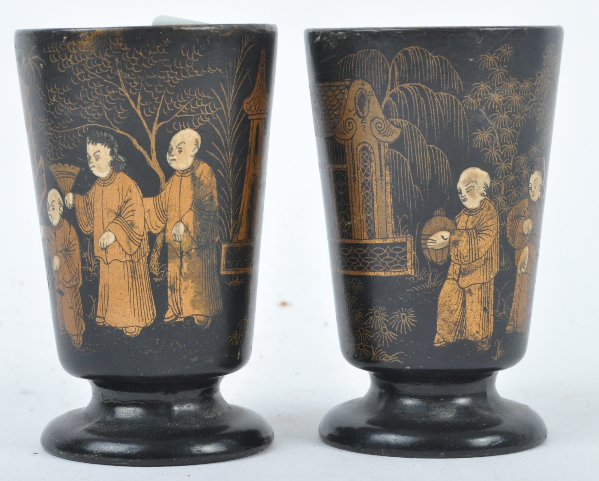 PAIR OF CHINESE BLACK LACQUER DRINKING CUPS - Image 4 of 5