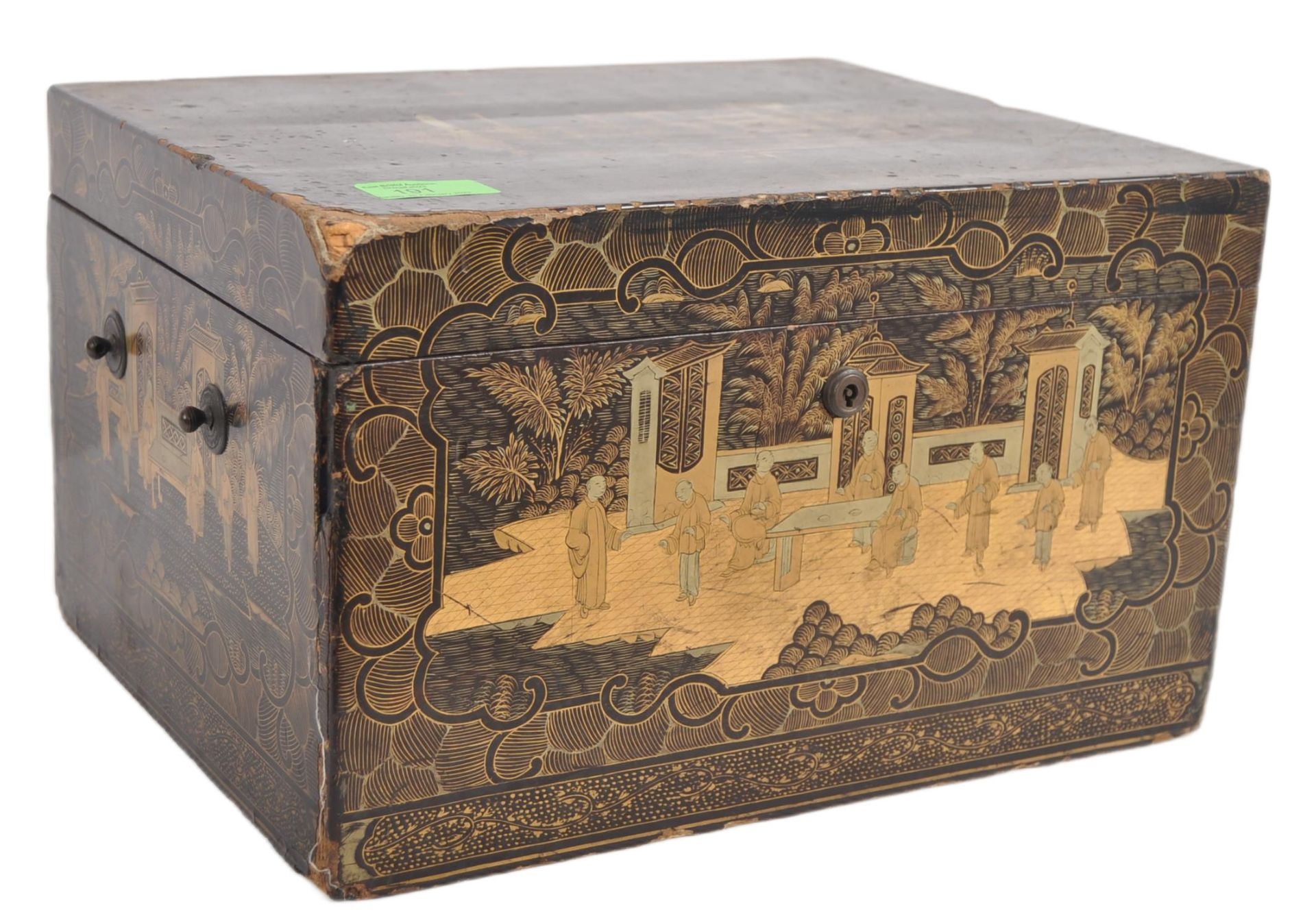 EARLY 20TH CENTURY CHINESE LACQUER TEA BOX