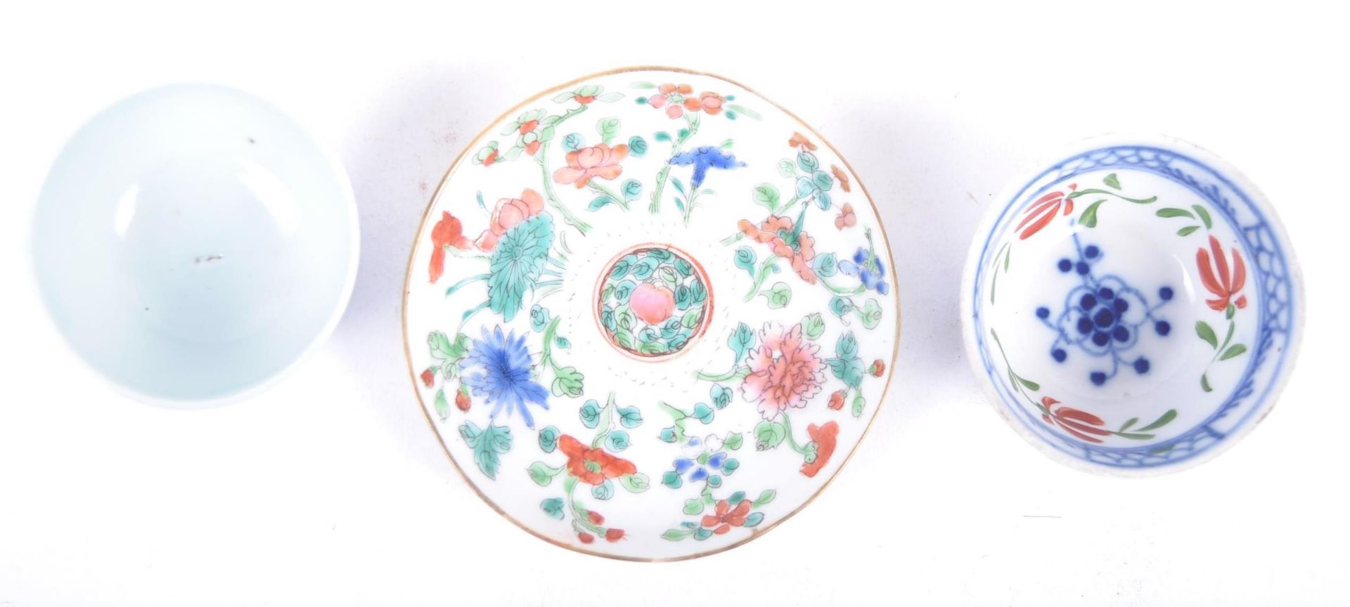 THREE PIECES OF CHINESE PORCELAIN - Image 3 of 7