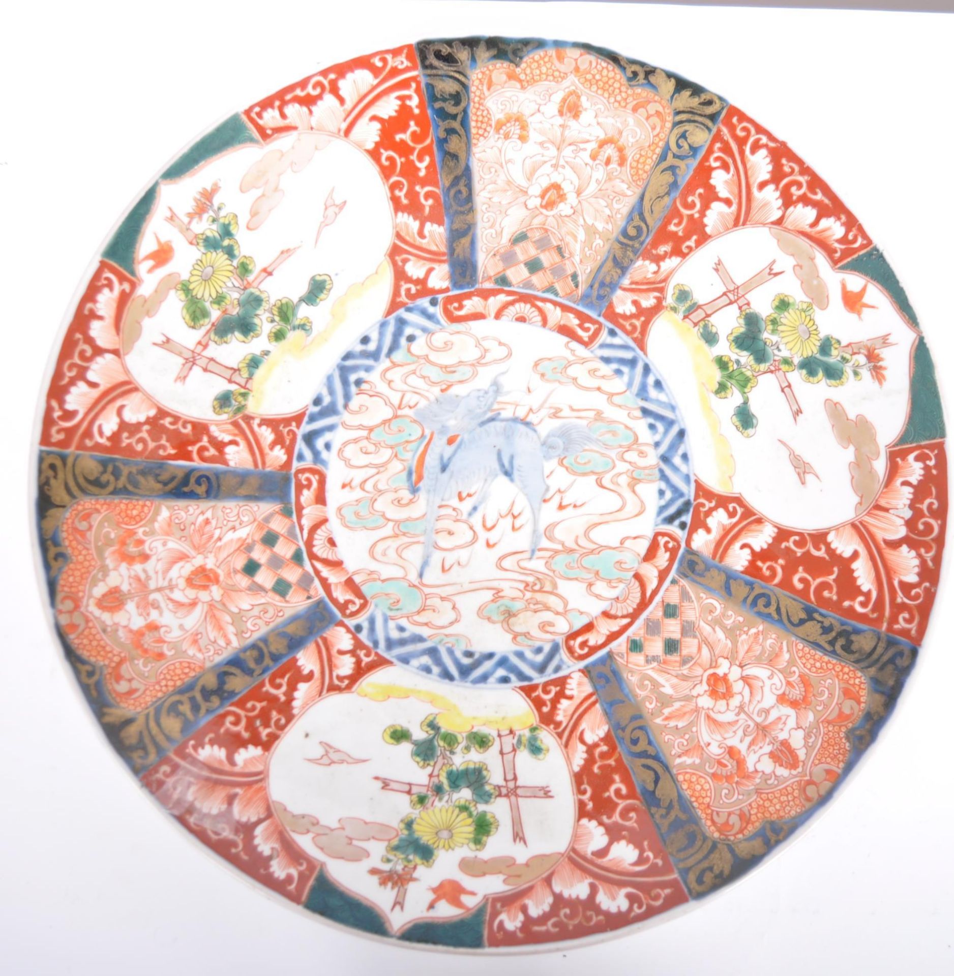 PAIR OF JAPANENSE MEIJI CHARGER PLATES - Image 2 of 7