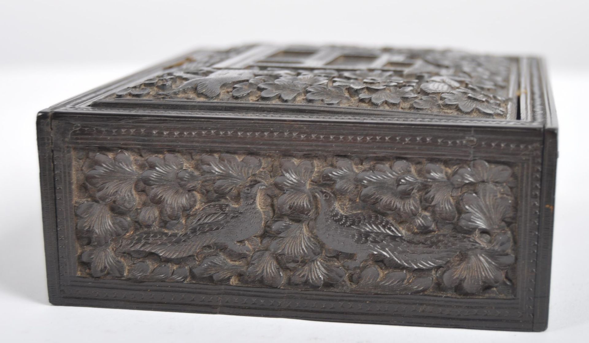 19TH CENTURY ANGLO INDIAN CARVED WOODEN BOX - Image 5 of 7