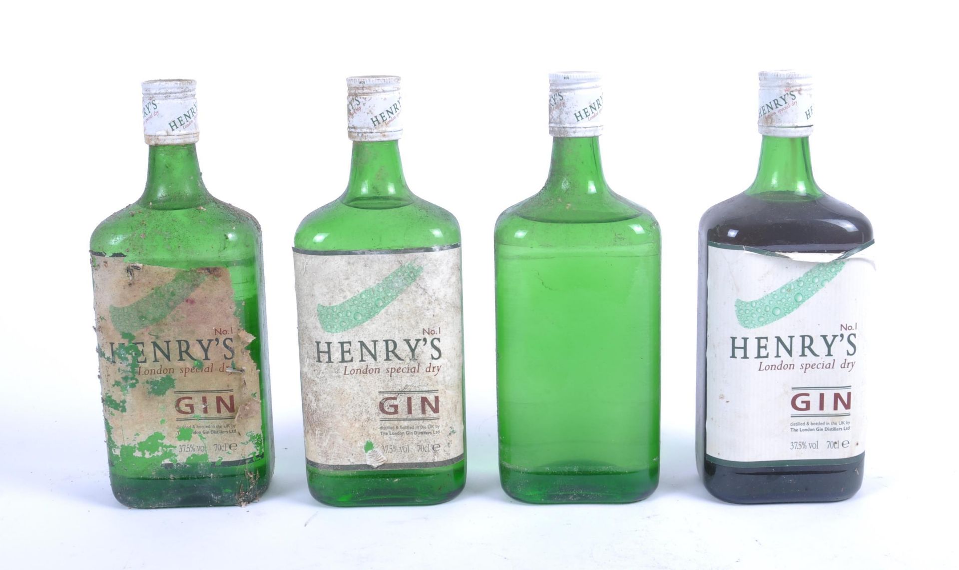 COLLECTION OF VINTAGE ALCOHOL & SPIRITS - Image 9 of 9