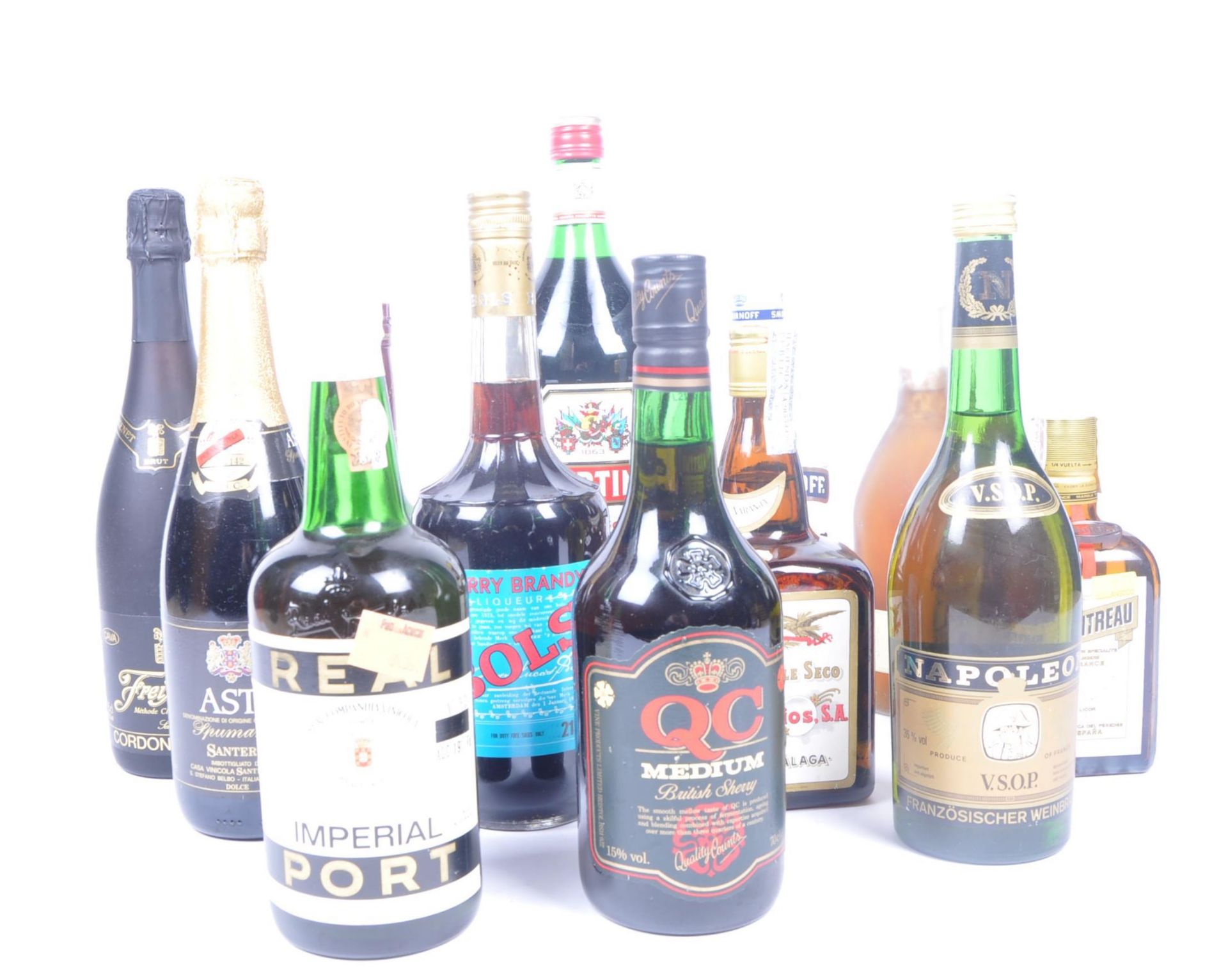COLLECTION OF ALCOHOL & SPIRITS