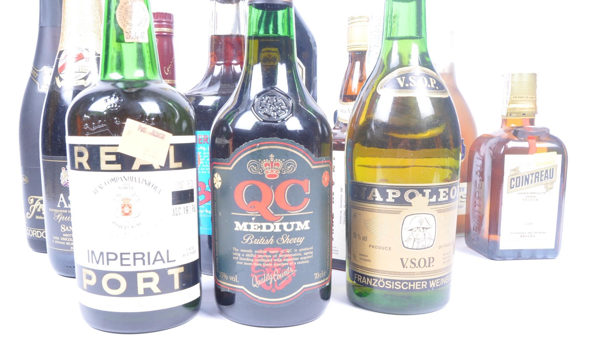 COLLECTION OF ALCOHOL & SPIRITS - Image 3 of 6