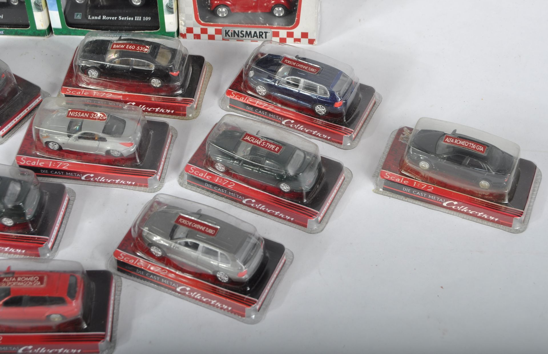 COLLECTION OF 1/72 SCALE AND TRACKSIDE DIECAST MODEL CARS - Bild 4 aus 6