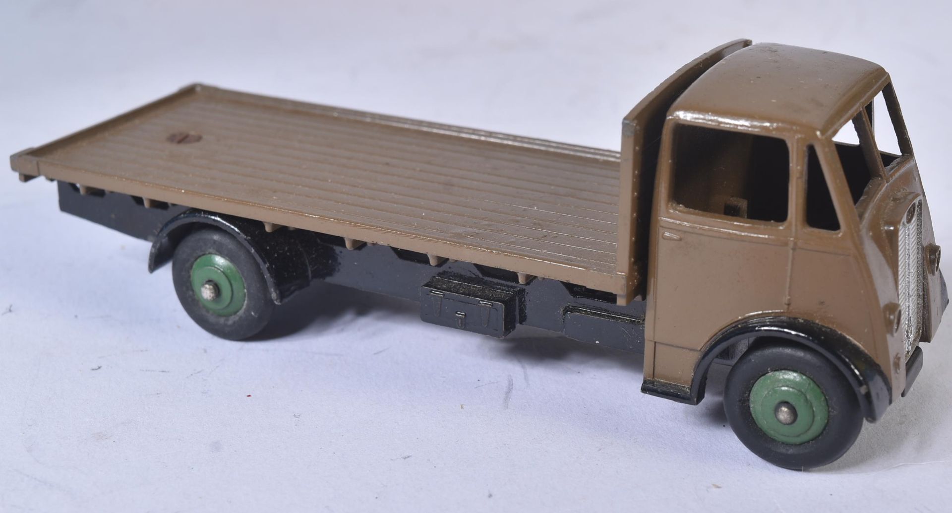 VINTAGE DINKY SUPERTOYS DIECAST MODEL 512 - GUY FLAT TRUCK - Image 2 of 3