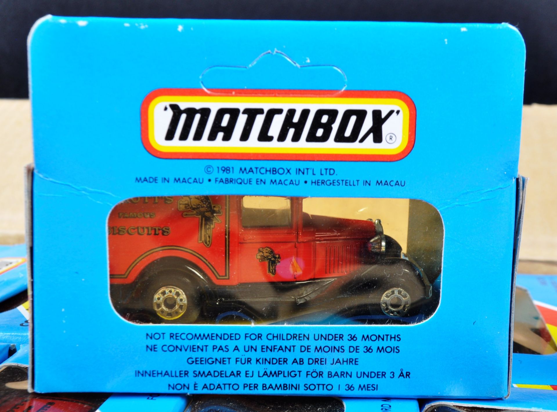 MATCHBOX 1-75 SERIES TRADE BOX DIECAST MODEL CARS - Image 3 of 4