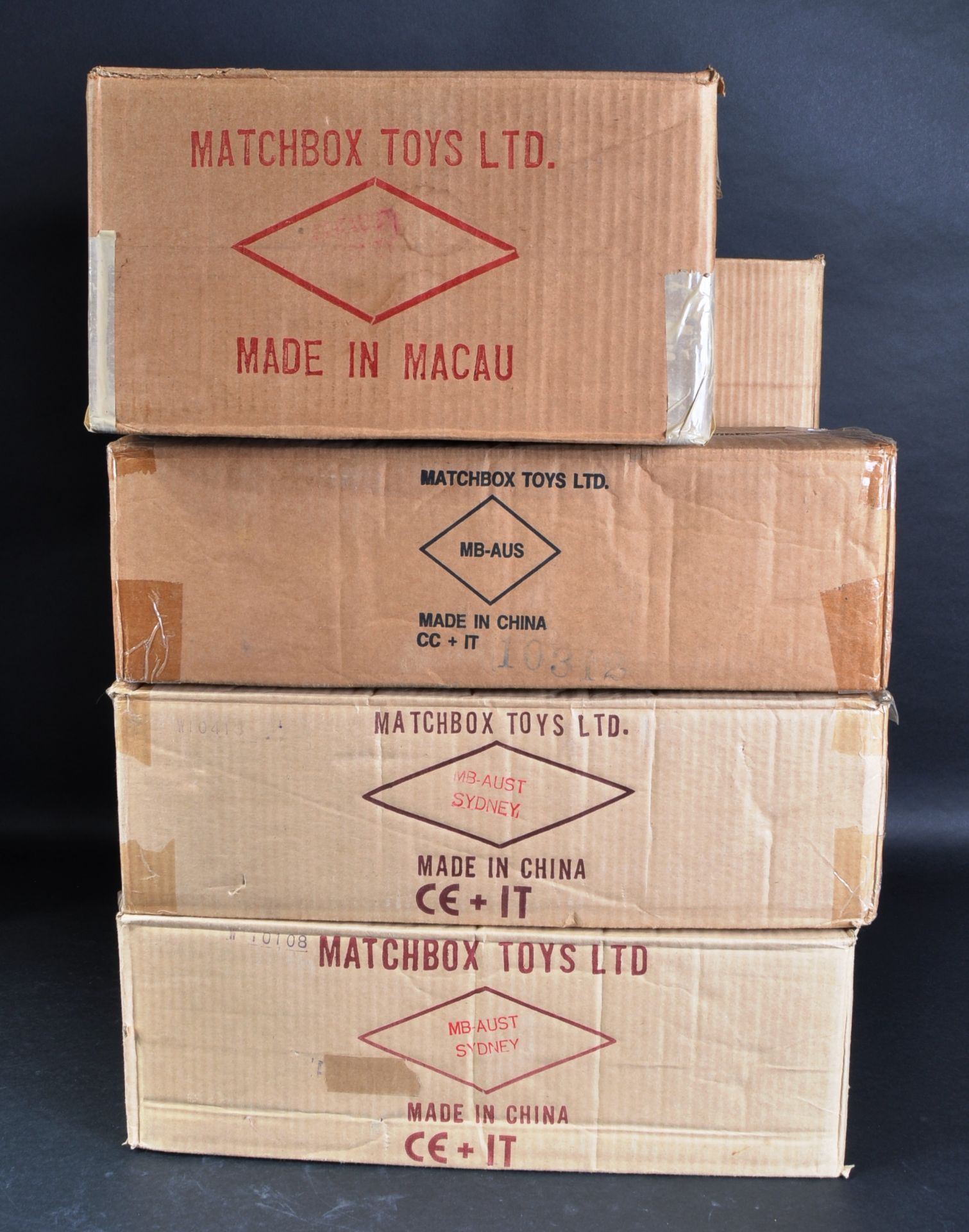 COLLECTION OF EMPTY MATCHBOX TRADE BOXES - Bild 2 aus 5