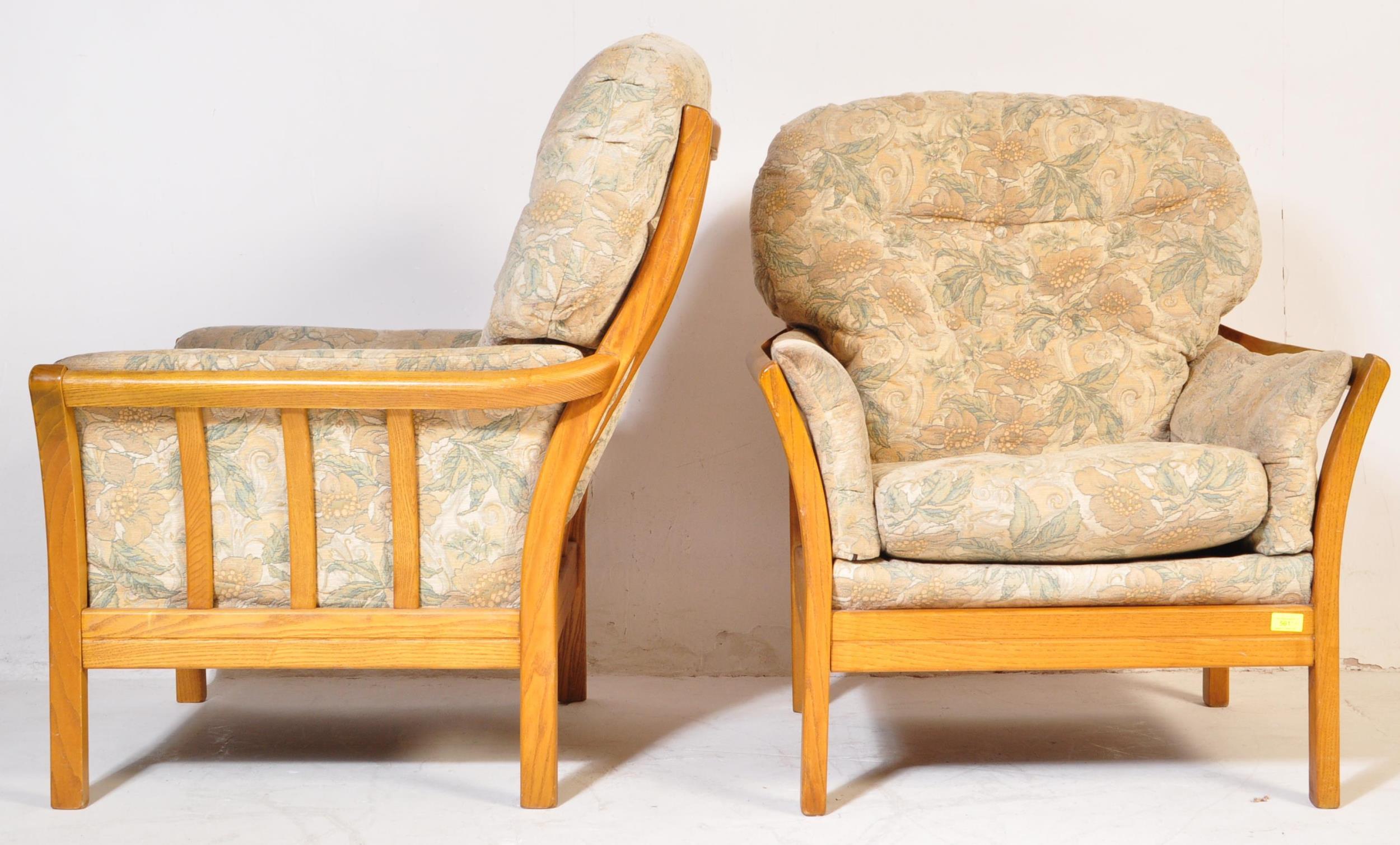 PAIR OF MID CENTURY ERCOL MANNER ARMCHAIRS - Bild 3 aus 6