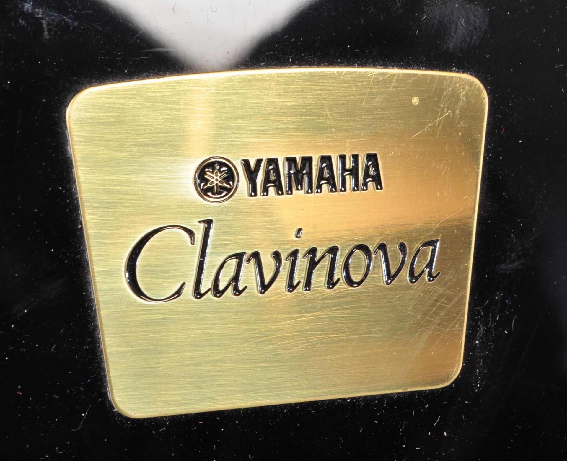 YAMAHA CLAVINOVA CLP-340 ELECTRIC KEYBOARD PIANO - Bild 4 aus 7