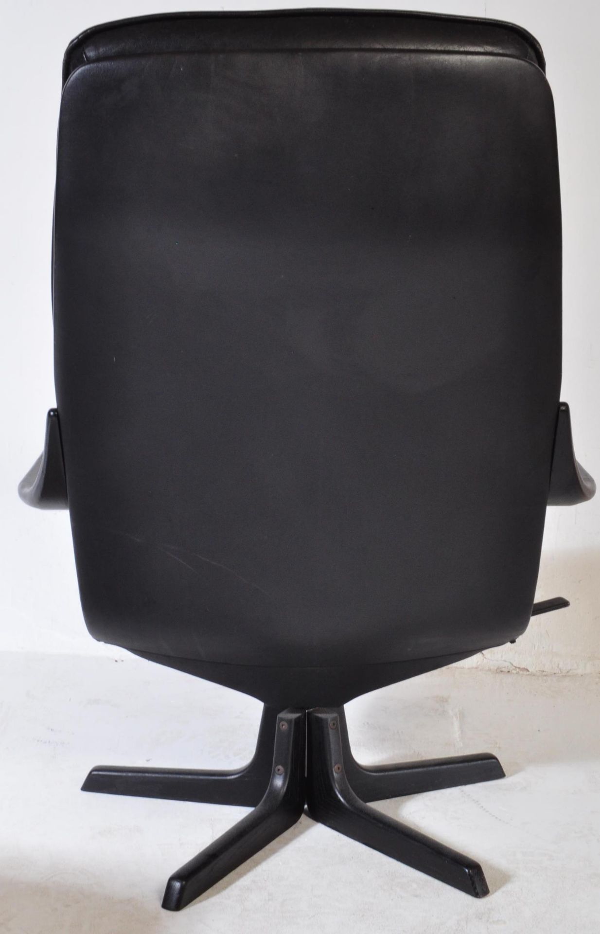 RETRO 20TH CENTURY BLACK LEATHER SWIVEL CHAIR & FOOTSTOOL - Image 4 of 5