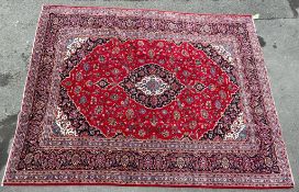 LARGE 20TH CENTURY CENTRAL PERSIAN KASHAN FLOOR RUG